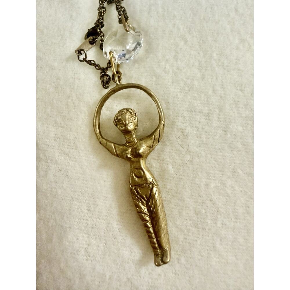 Vintage Godess Necklace Gold Tone